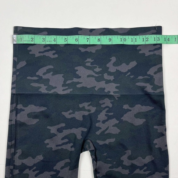 Spanx Seamless High Waisted Black Camo Leggings Size XL - Picture 10 of 12